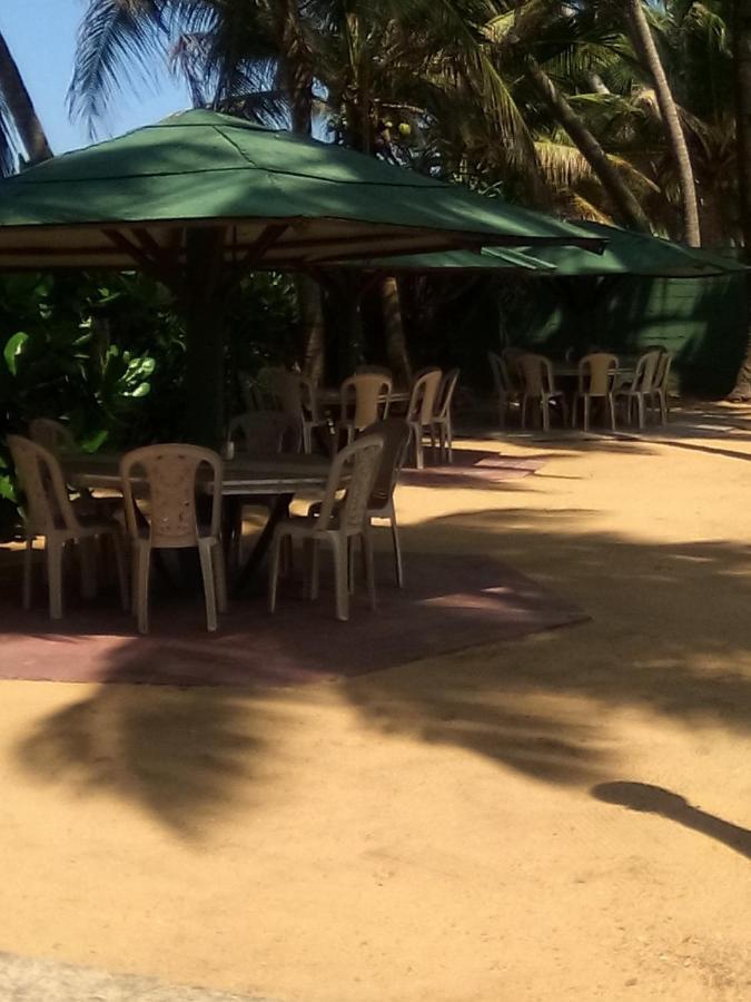 Ninnada Beach Hotel Marawila Eksteriør bilde